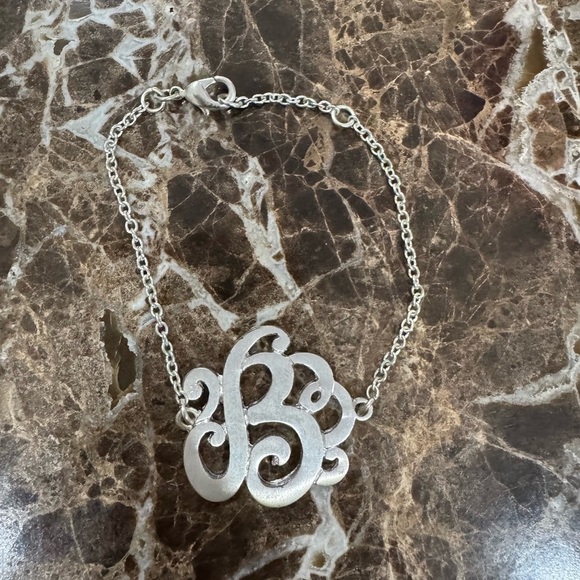 Silver B initial monogram bracelet - Picture 2 of 2
